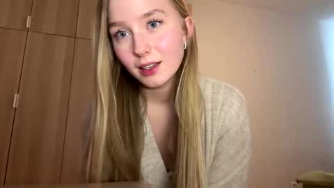 Snapshot of katcontrol chatting on 01.25.25 katcontrol online show from 01.25.25