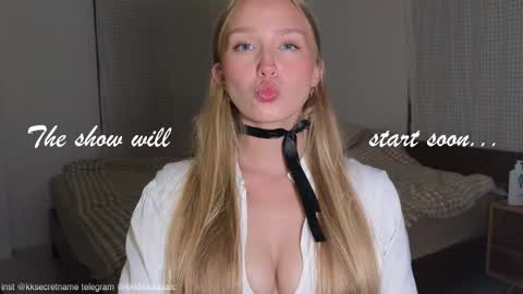 Snapshot of katcontrol chatting on 10.21.25 katcontrol online show from 10.21.25