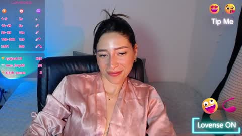 Snapshot of kate_arden chatting on 12.11.24 Carla Palmer online show from 12.11.24