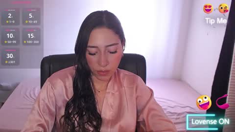 Snapshot of kate_arden chatting on 01.08.25 Carla Palmer online show from 01.08.25