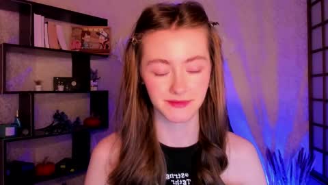 Snapshot of kate_cuddle chatting on 12.09.24 Kate online show from 12.09.24