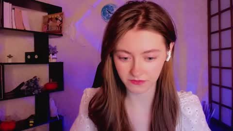 Snapshot of kate_cuddle chatting on 12.10.24 Kate online show from 12.10.24