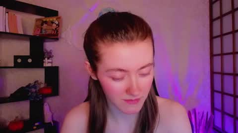 Snapshot of kate_cuddle chatting on 12.18.24 Kate online show from 12.18.24