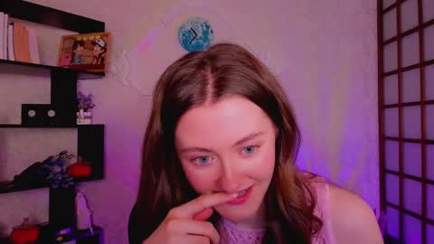 Snapshot of kate_cuddle chatting on 12.19.24 Kate online show from 12.19.24