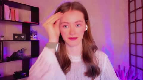 Snapshot of kate_cuddle chatting on 12.27.24 Kate online show from 12.27.24