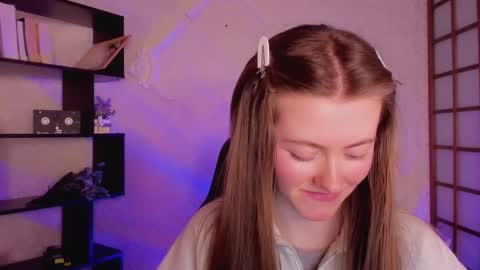 Snapshot of kate_cuddle chatting on 01.17.25 Kate online show from 01.17.25