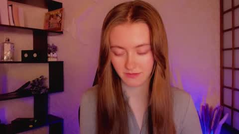 Snapshot of kate_cuddle chatting on 01.29.25 Kate online show from 01.29.25