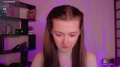 Snapshot of kate_cuddle chatting on 01.30.25 Kate online show from 01.30.25