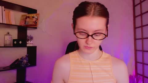 Snapshot of kate_cuddle chatting on 02.05.25 Kate online show from 02.05.25