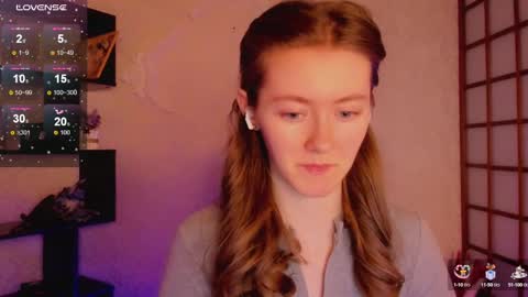 Snapshot of kate_cuddle chatting on 02.13.25 Kate online show from 02.13.25