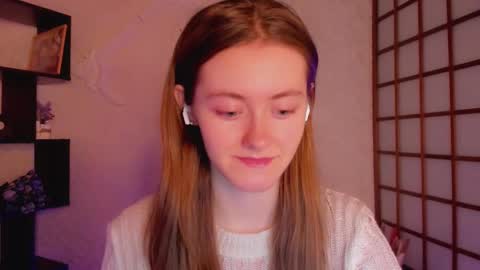 Snapshot of kate_cuddle chatting on 02.28.25 Kate online show from 02.28.25