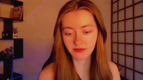 Snapshot of kate_cuddle chatting on 03.04.25 Kate online show from 03.04.25