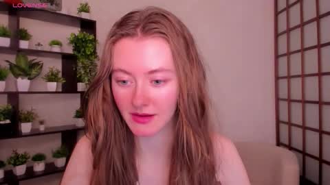 Snapshot of kate_cuddle chatting on 10.23.25 Kate online show from 10.23.25