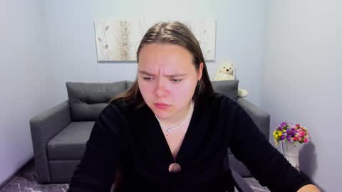 Snapshot of kate_kelly chatting on 11.17.25 Kate online show from 11.17.25