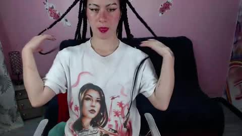 kate_lawrence_ online show from 12.24.24