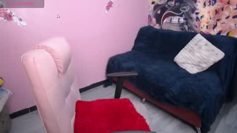 kate_lawrence_ online show from 02.07.25