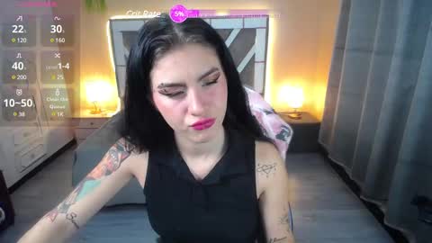 kate_lawrence_ online show from 02.19.25