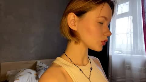 Snapshot of kate_mikki chatting on 10.24.25 kate_mikki online show from 10.24.25