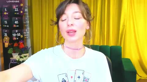 Snapshot of kate_millersi chatting on 05.01.26 Kare online show from 05.01.26
