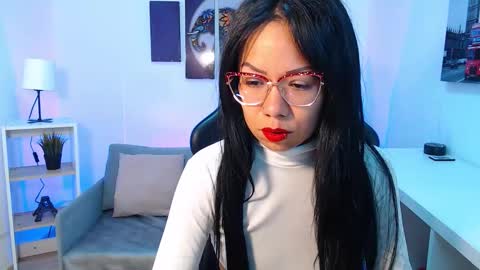 Kate  online show from 10.14.25