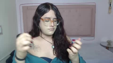 kate online show from 11.26.25