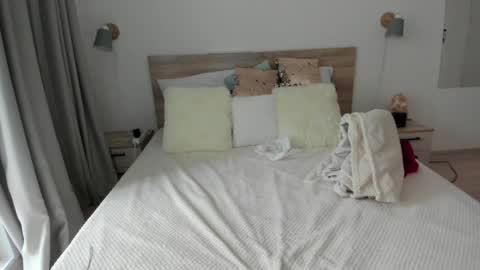 kate_redgar online show from 04.03.26