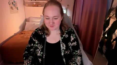 Kate   Follow me dear  online show from 05.08.26
