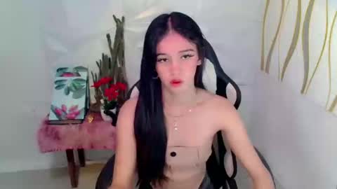 Kate online show from 12.03.24