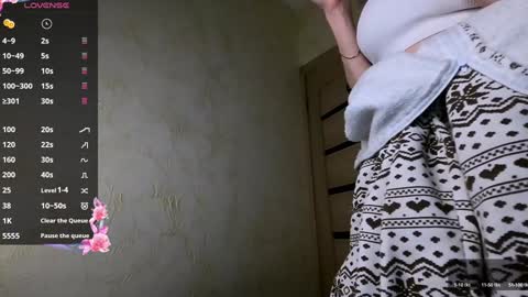 Snapshot of kate_swon chatting on 12.22.24 Kate online show from 12.22.24