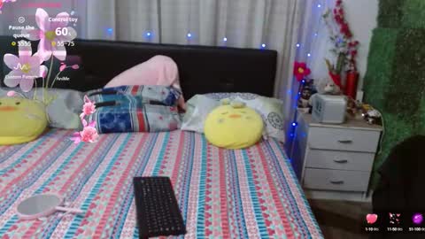 kateangelly online show from 10.16.25