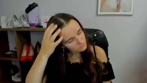 Kate  online show from 09.21.25