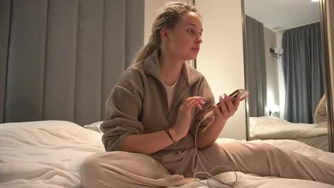 katedoe online show from 03.11.25