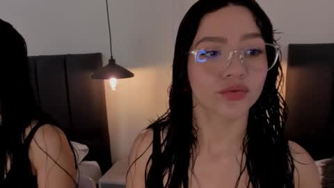 Snapshot of kategh chatting on 10.01.25 Kate online show from 10.01.25