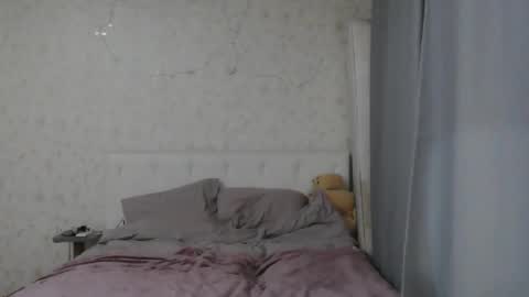 Kate Bunny online show from 10.21.25