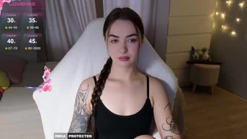 Im Kate  online show from 10.18.25