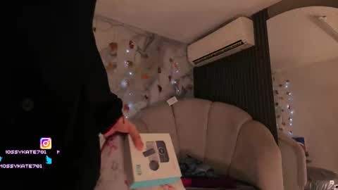 Im Katherine but call me Kate  online show from 11.28.25