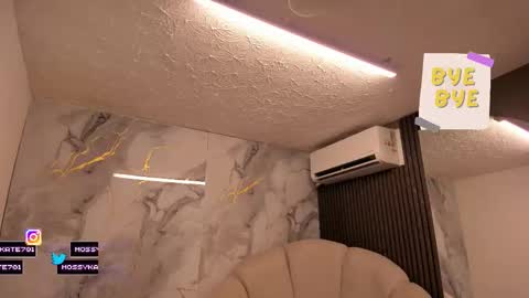 Im Katherine but call me Kate  online show from 03.29.26