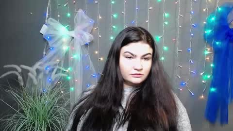 Snapshot of katenils chatting on 11.09.25 Kate Nils online show from 11.09.25