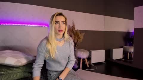 KateOwyns online show from 02.13.25