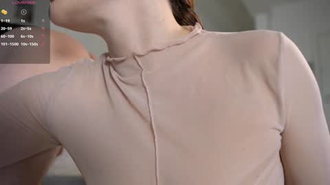 Snapshot of katesdesire chatting on 01.14.25 katesdesire online show from 01.14.25