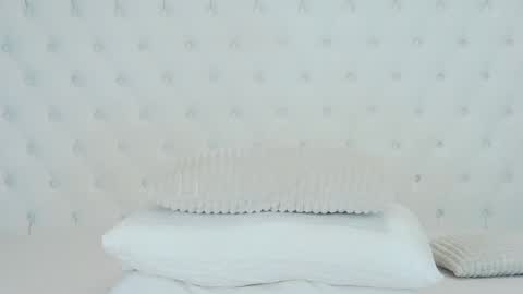 Kate Stars online show from 02.22.25