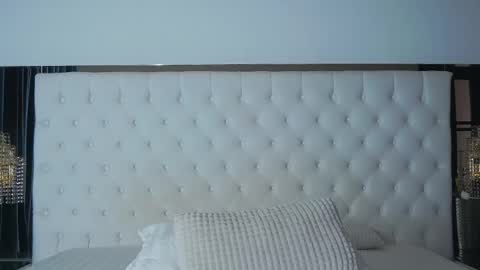 Kate Stars online show from 03.10.25