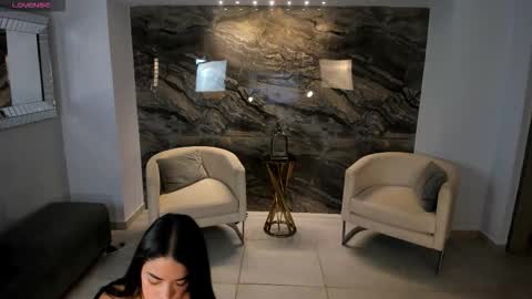 K A T E  online show from 11.30.25