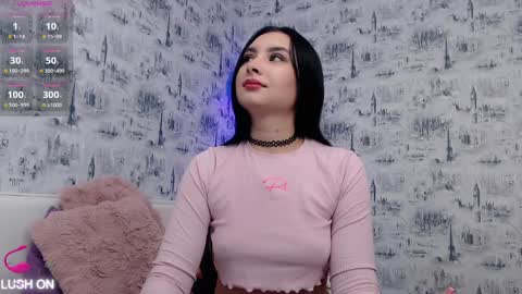 Snapshot of katexlove233 chatting on 01.08.25 Kate online show from 01.08.25