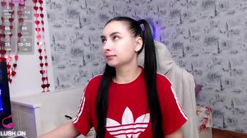 Snapshot of katexlove233 chatting on 03.11.25 Kate online show from 03.11.25