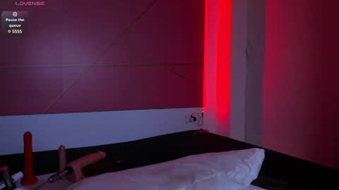 Snapshot of katey_curvy01 chatting on 12.27.24 katey Curvy01 online show from 12.27.24