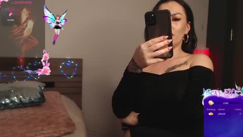 KateyRiva online show from 01.16.25