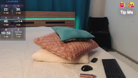 KateyRiva online show from 02.19.25