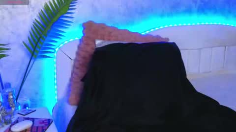 KateyRiva online show from 10.30.25