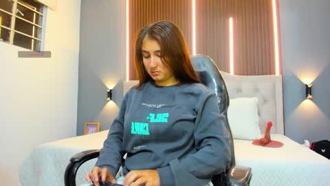 katha03_ online show from 10.12.25